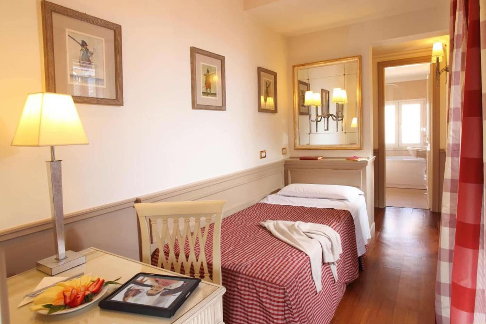 Hotel Glori 4*