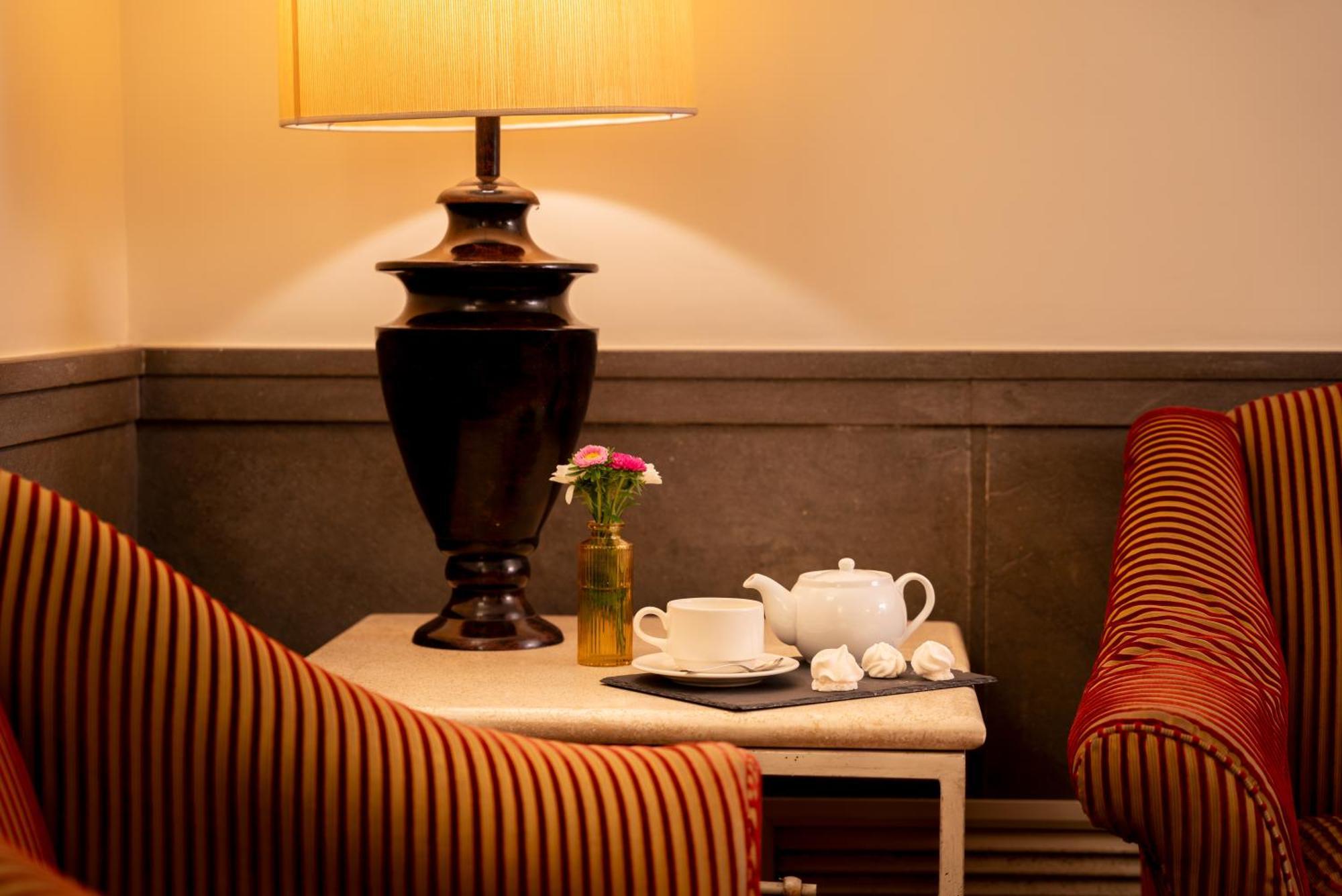 Glori Hotel 4*