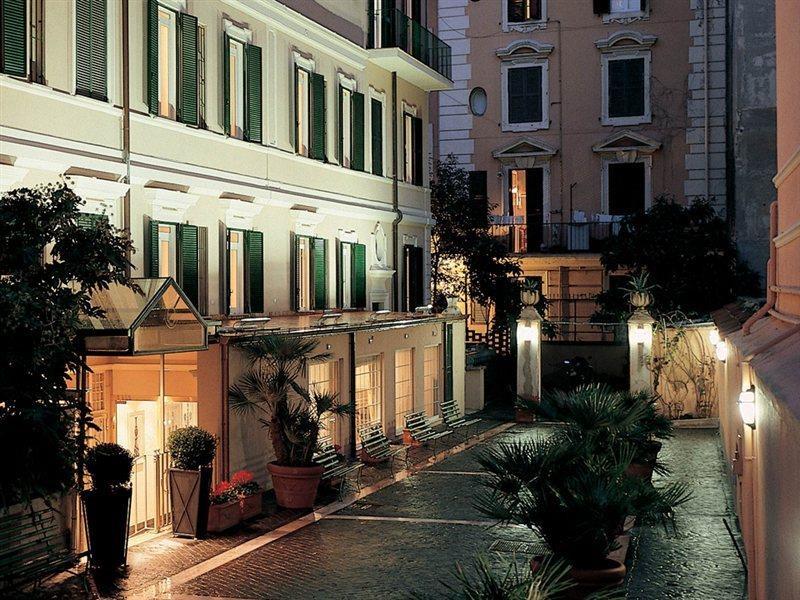 Glori Hotel 4*